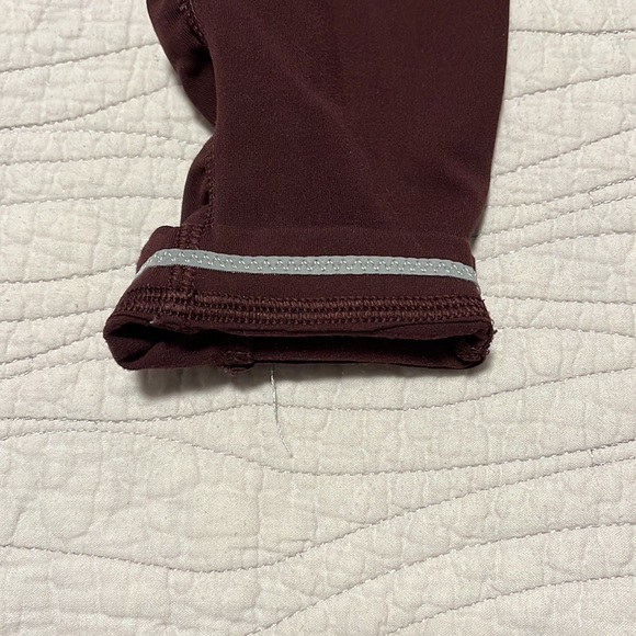 Lululemon Speed Tights Cassis Size 6 - Picture 2 of 5